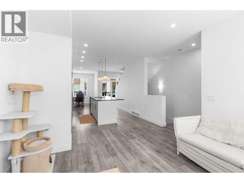 Photo 8 of 610 Academy Way Unit# 19, University District, Kelowna