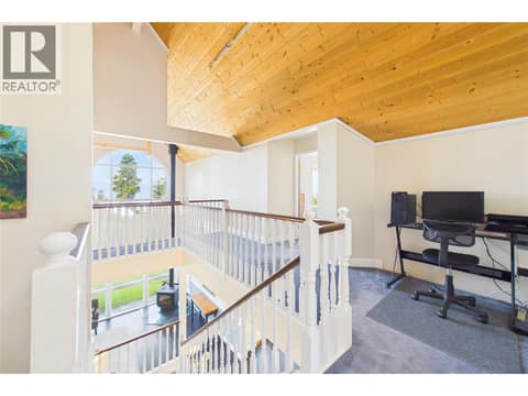 Photo 32 of 114 BEAR END Road, Columbia/Duncan, Penticton
