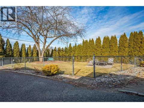 Fenced yard at 1105 Cactus Road, Rutland South, Kelowna