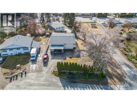 Lots of parking at 1105 Cactus Road, Rutland South, Kelowna