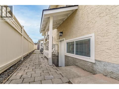 Separate entrance for lower suite at 1105 Cactus Road, Rutland South, Kelowna