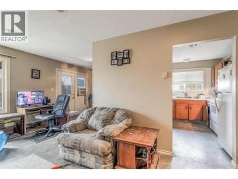 Upper Suite at 1105 Cactus Road, Rutland South, Kelowna