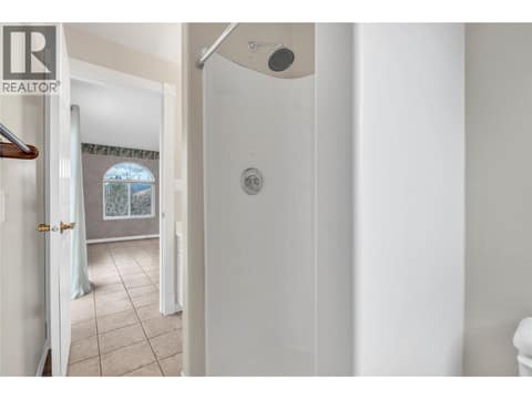 Studio Suite Bathroom at 760 Hudson Street, Uplands/Redlands, Penticton
