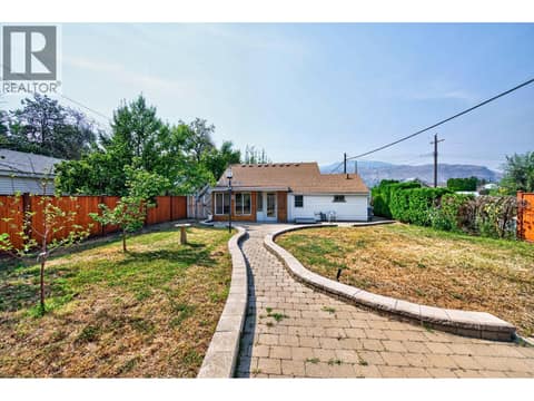Photo 3 of 376 Alexander Avenue, North Kamloops