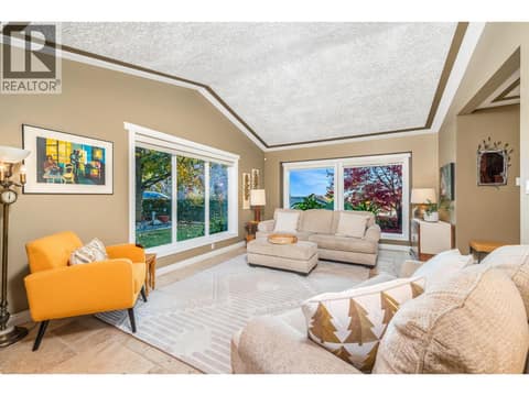 Photo 8 of 3221 Crosby Road, Bella Vista, Vernon