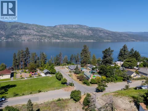 Photo 5 of 11263 Maddock Avenue, Lake Country South West
