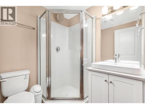 Bathroom garage level at 2893 Robinson Road Unit# 7, Lake Country North West
