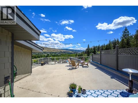 Large roof top deck at 2893 Robinson Road Unit# 7, Lake Country North West