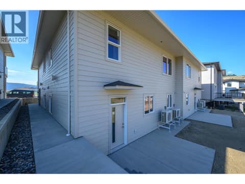 Photo 25 of 4311 Painted Turtle Drive, Alexis Park, Vernon