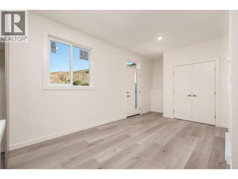 Photo 27 of 4311 Painted Turtle Drive, Alexis Park, Vernon