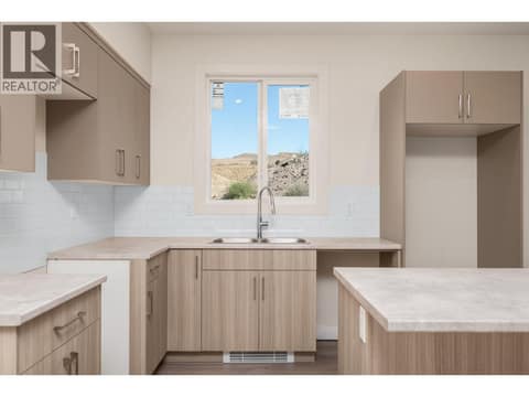 Photo 31 of 4311 Painted Turtle Drive, Alexis Park, Vernon