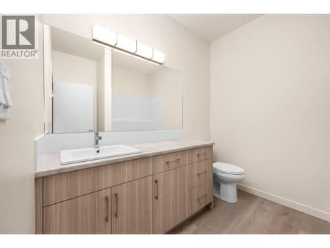 Photo 35 of 4311 Painted Turtle Drive, Alexis Park, Vernon