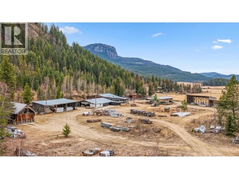 Photo 2 of 17 Bear Valley Road, Lumby Valley