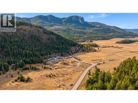 Photo 49 of 17 Bear Valley Road, Lumby Valley