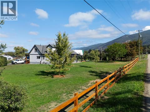 Front Yard at 1130 Thomas Hayes Road, Armstrong/ Spall., Spallumcheen