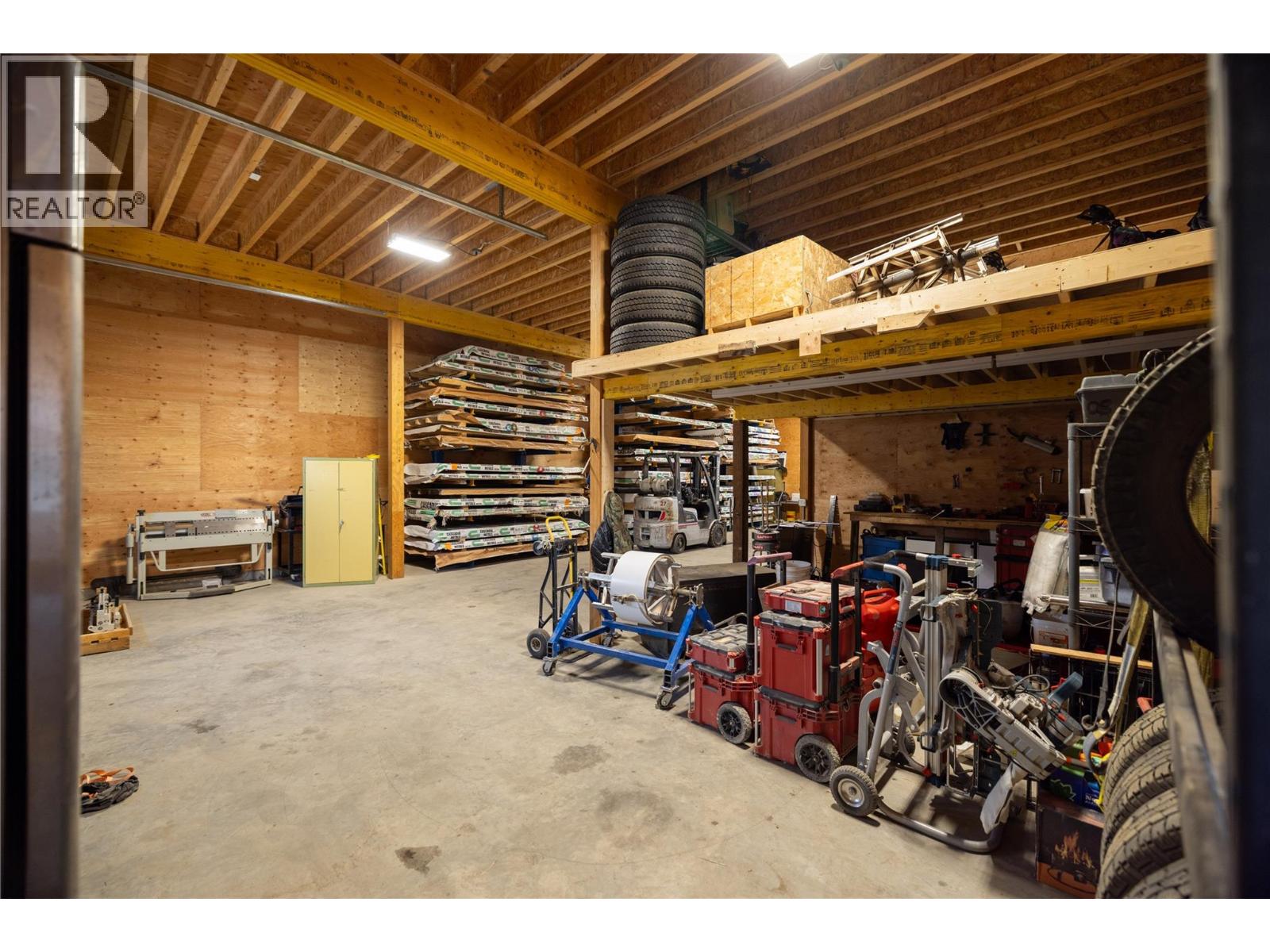 Mezzanine at 1130 Thomas Hayes Road, Armstrong/ Spall., Spallumcheen