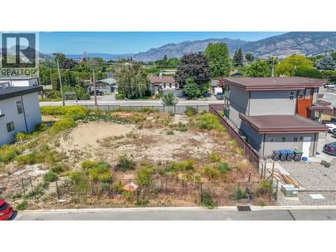 Photo 5 of 1712 Treffry Place, Trout Creek, Summerland