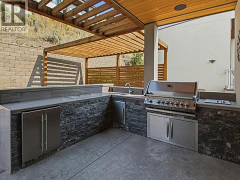 Photo 18 of 1673 Travertine Drive, Lake Country South West