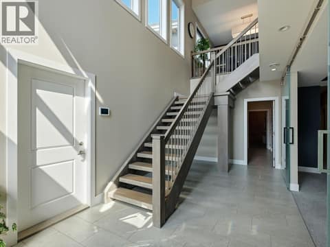 Photo 3 of 1673 Travertine Drive, Lake Country South West