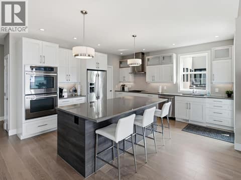 Photo 4 of 1673 Travertine Drive, Lake Country South West