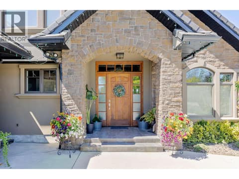 Photo 4 of 4780 Westridge Drive, Crawford Estates, Kelowna