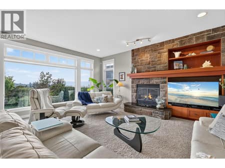 Photo 6 of 4780 Westridge Drive, Crawford Estates, Kelowna