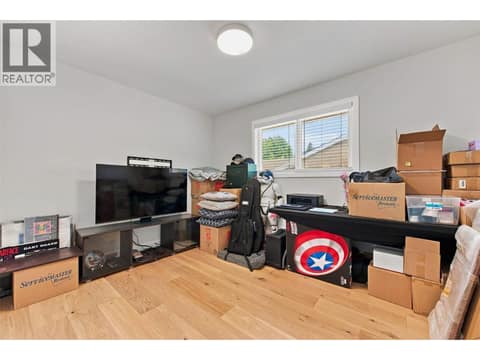 Photo 14 of 3173 Coventry Crescent, Glenrosa, West Kelowna