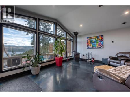 Photo 2 of 10795 Westshore Road, Okanagan North, Vernon