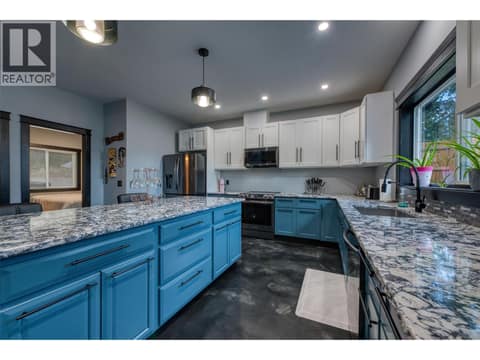 Photo 5 of 10795 Westshore Road, Okanagan North, Vernon