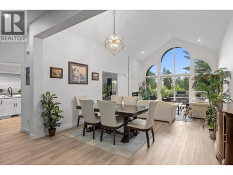 Vaulted ceilings as a feeling of grandeur at 4187 Gallaghers Crescent, South East Kelowna