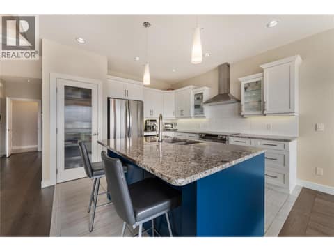 Photo 11 of 13464 Lake Hill Drive, Lake Country North West