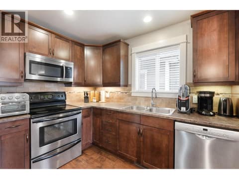 Photo 10 of 6635 Tronson Road Unit# 8, Okanagan Landing, Vernon