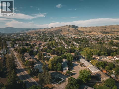 Photo 7 of 4018 Pleasant Valley Road, East Hill, Vernon
