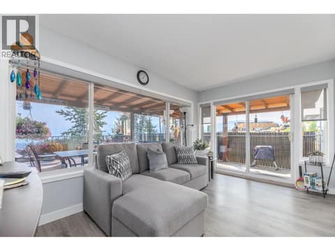 Photo 17 of 3689 Morningside Drive, Glenrosa, West Kelowna
