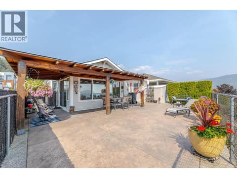 Photo 20 of 3689 Morningside Drive, Glenrosa, West Kelowna