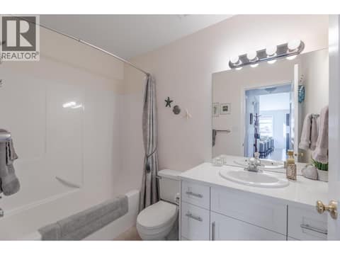 Photo 32 of 3689 Morningside Drive, Glenrosa, West Kelowna