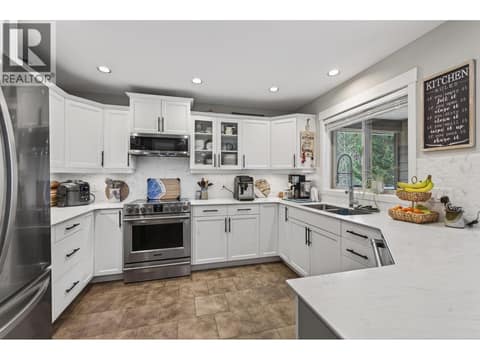 Photo 10 of 1487 Rosewood Drive, West Kelowna Estates
