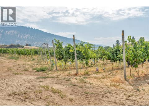 Photo 11 of 1170 CORBISHLEY Avenue, Uplands/Redlands, Penticton