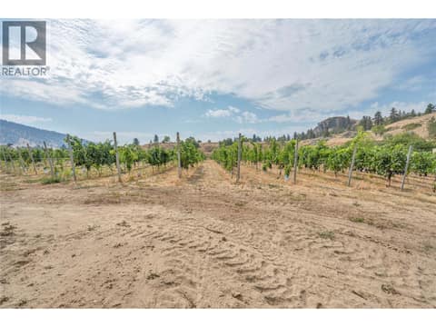 Photo 15 of 1170 CORBISHLEY Avenue, Uplands/Redlands, Penticton