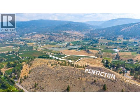 Photo 4 of 1170 CORBISHLEY Avenue, Uplands/Redlands, Penticton