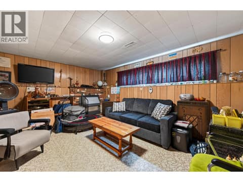 Photo 15 of 21 Kelso Crescent, Dallas, Kamloops