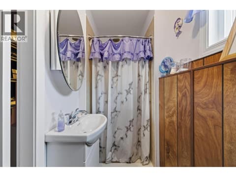 Photo 19 of 21 Kelso Crescent, Dallas, Kamloops