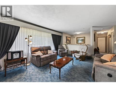 Photo 4 of 21 Kelso Crescent, Dallas, Kamloops