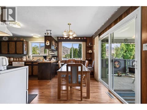 Photo 5 of 21 Kelso Crescent, Dallas, Kamloops