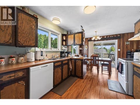 Photo 7 of 21 Kelso Crescent, Dallas, Kamloops