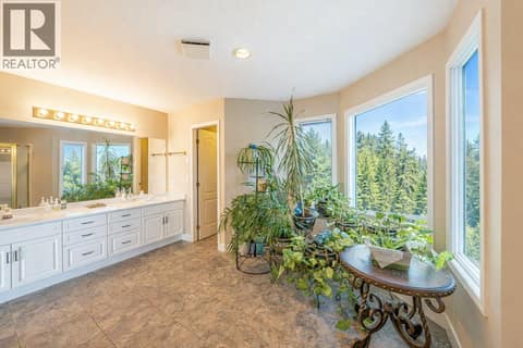 Photo 13 of 1465 West Kelowna Road, West Kelowna Estates