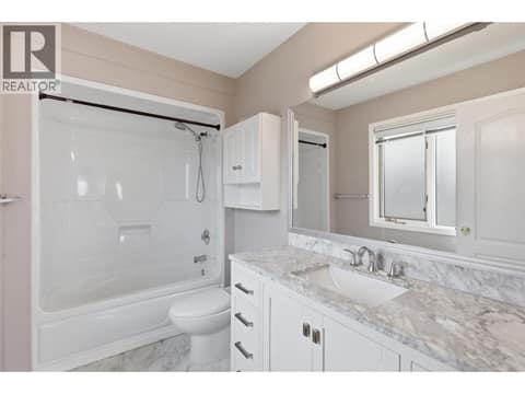 Photo 33 of 1954 Stirling Drive, Aberdeen, Kamloops
