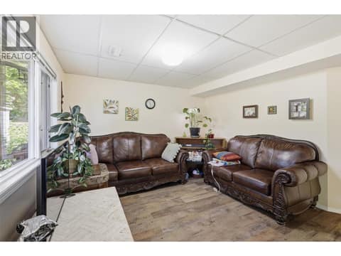 Photo 44 of 1954 Stirling Drive, Aberdeen, Kamloops
