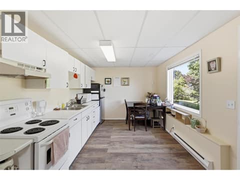 Photo 46 of 1954 Stirling Drive, Aberdeen, Kamloops