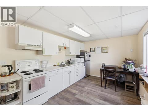 Photo 47 of 1954 Stirling Drive, Aberdeen, Kamloops